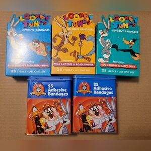 Looney Toons Bandaids Lot Of 5  Vintage Cartoon Collectible